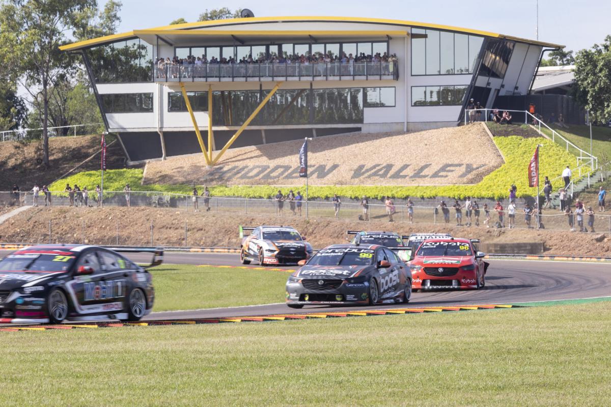 Supercars_190621_0220