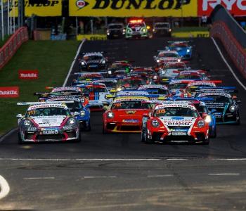 image of porsche vehicles racing