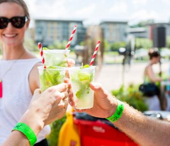 Cheers and Drinks at Territory Taste Festival