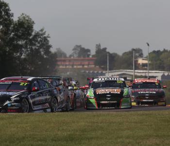 Action from the 2021 Merlin Darwin Triple Crown