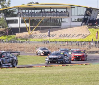 Supercars_190621_0220