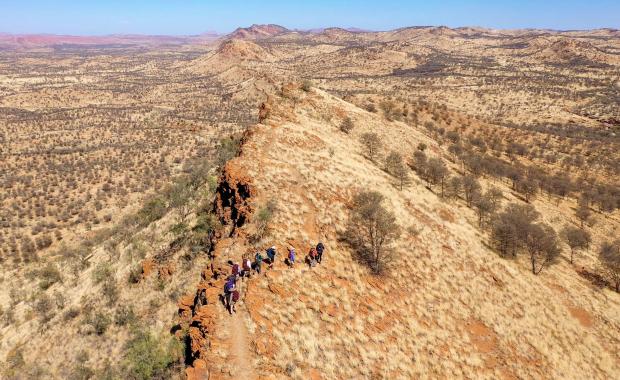 larapinta-trail-with-the-group-of-hikers